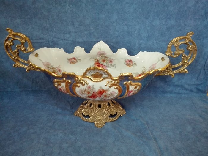 Centrepiece in porcelain and bronze, 1950s/1960s