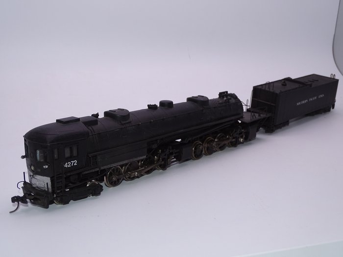 Rivarossi H0 - Dampflokomotive mit Tender - Cab Forward AC-11 4-8-8-2 - Southern Pacific