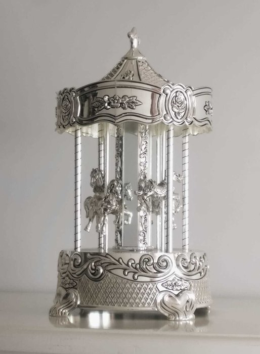 Heavy silver plated music box i.v.v. a carousel - late 20th century