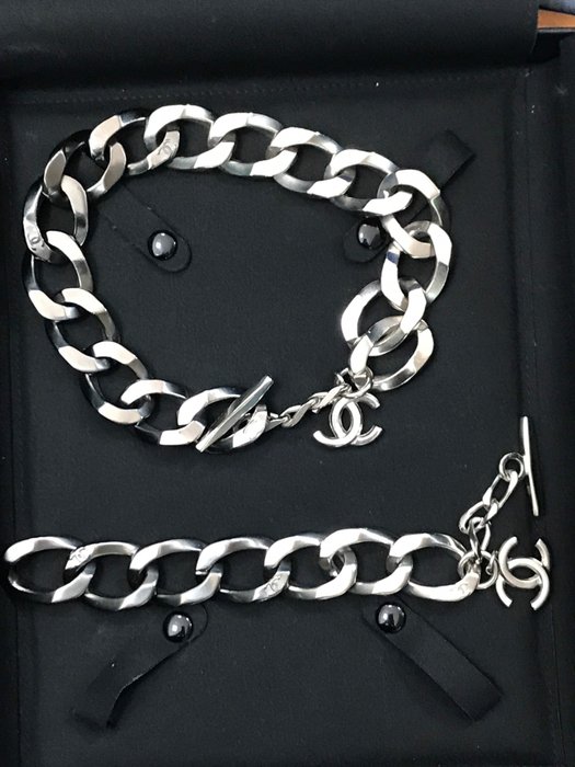 Chanel - Bracelet and necklace set - Catawiki