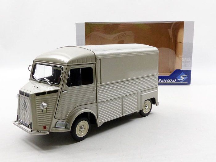 Preview of the first image of Solido - 1:18 - Citroën Type HY 1969.