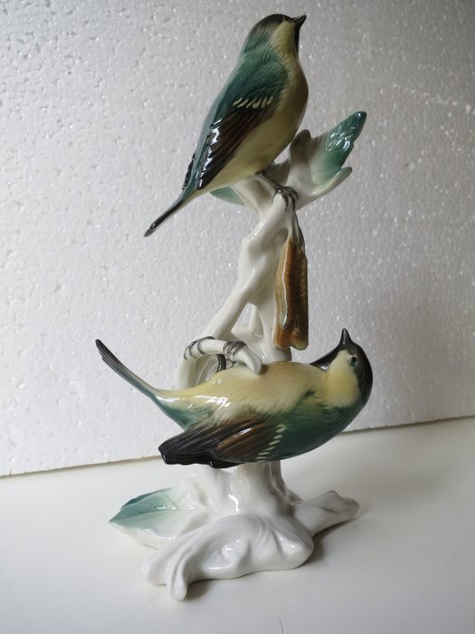 Porzellanfabrik Karl Ens Volkstedt-Rudolstadt - large porcelain bird figurine, 2 birds together on same branch 