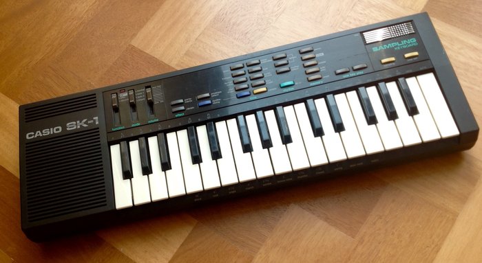 Casio SK-1 - Vintage Sampling Keyboard (1985)