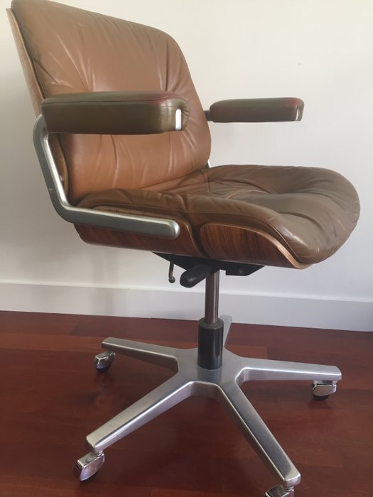Stoll Giroflex - Cognac leather office chair with curved plywood tub