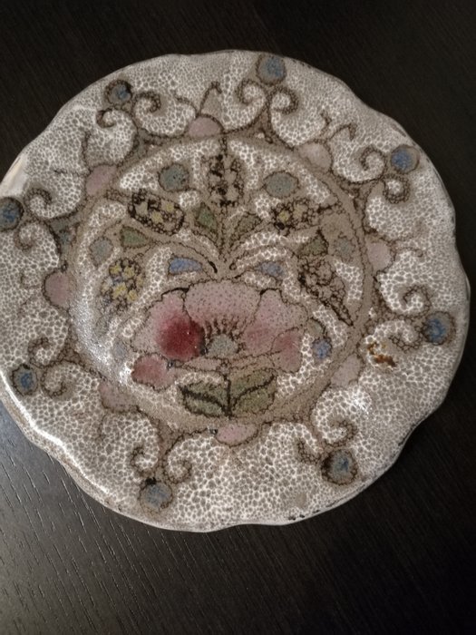 Elio Schiavon - hand-painted ceramic plate