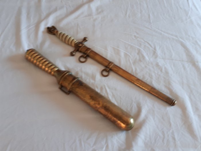 2 German daggers kriegsmarine and rare divers dagger
