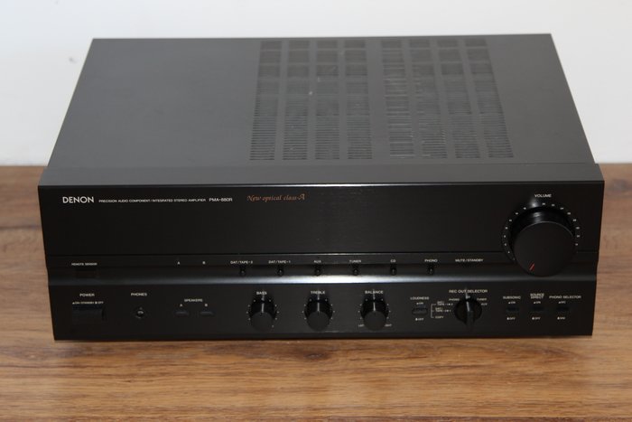 Denon PMA-880R amplifier in very good condition