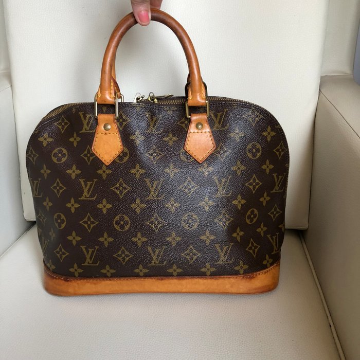 Louis Vuitton - Alma monogram bag * NO RESERVE PRICE ...