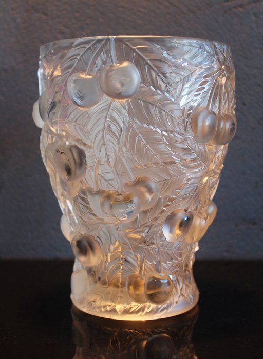 Josef Inwald, Barolac - Art Deco Bohemia glass Cherry vase