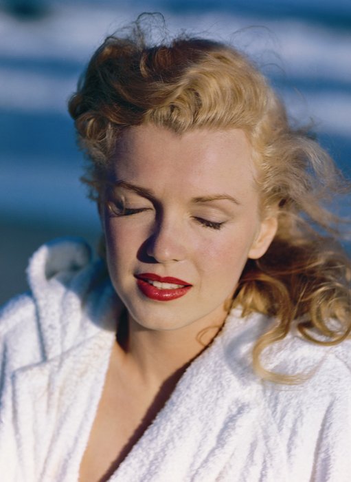 Andre De Dienes (1913-1985) - Marilyn Monroe, Tobay beach, 1949 - Catawiki