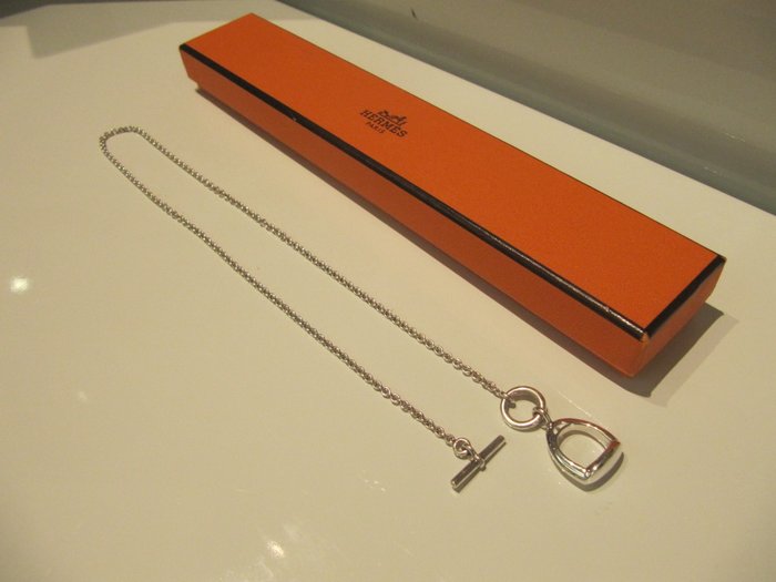 Hermès - Stirrup necklace in silver