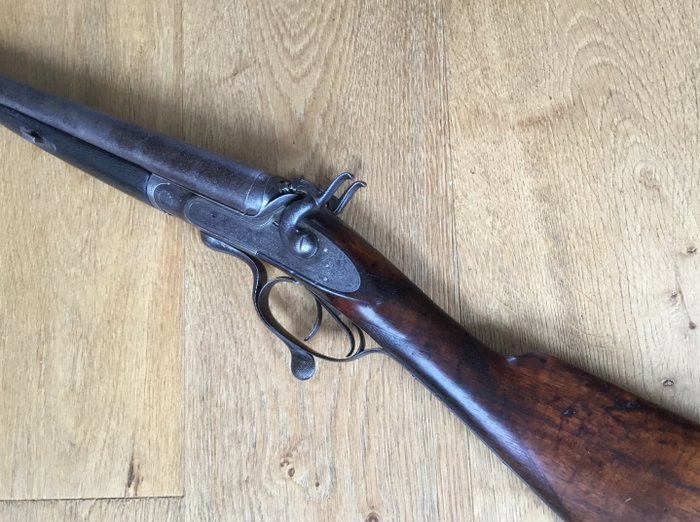 Very nice antique hunting rifle