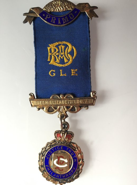 Masonic Medals Justice truth philanthropy 1957  Silver
