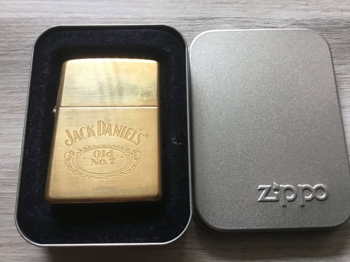 Zippo 1997 JAck daniels old 7 Tennessee Whiskey copper version.