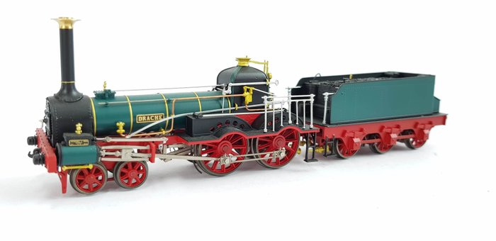 Trix Fine Art H0 - 22519 - Locomotiva a vapor com guarda - 'Drache'