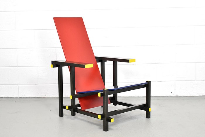 Gerrit Rietveld door Cassina - Red and Blue chair