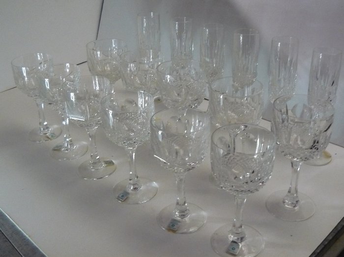 Cristallerie Antonio Imperatore - 35-piece set of handmade crystal glasses