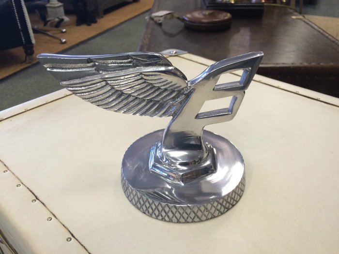 Preview of the first image of Decorative object - Flying B Bentley Car Emblem Mascot Desk Paperweight - Bentley.
