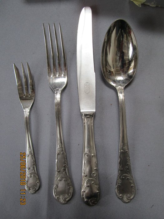 Antique Rococo cutlery set - Manufacturer: RONEUSIL - 47 pieces - NEW SILVER / ALPACCA - Germany / Solingen - circa 1920/1930 - Very good condition, never used - Original packaging