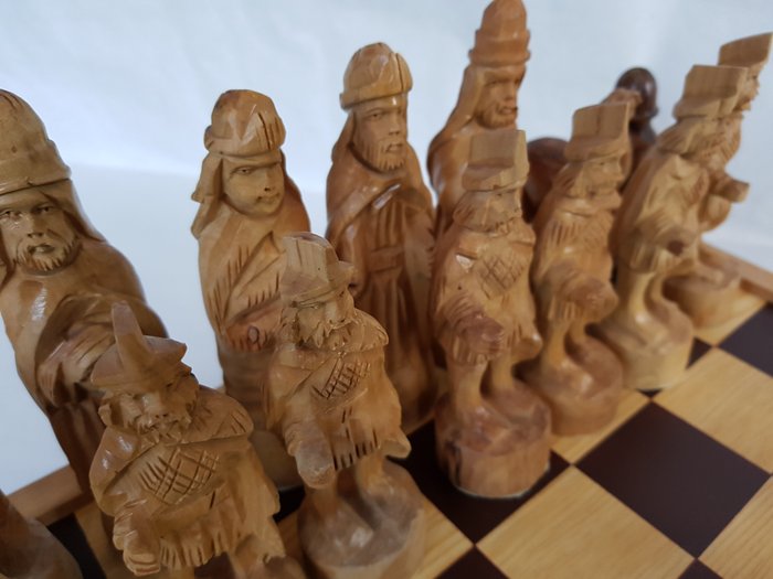 Chess set:  Hand carved, large Arab chess pieces on solid wooden chess board - UNIQUE