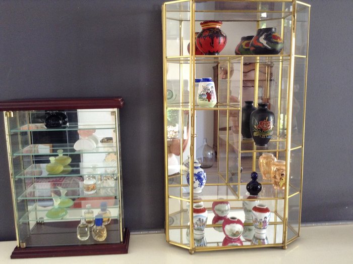 Two Vintage Display Cabinets Large And Small Catawiki