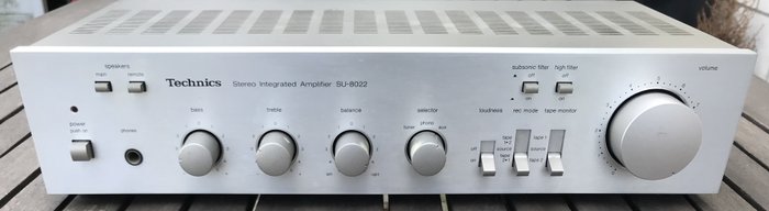 Technics Stereo integrated amplifier SU-8022 - Vintage