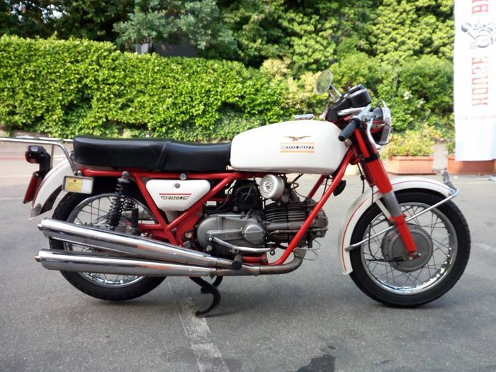 Moto Guzzi - Nuovo Falcone - 500 cc - 1972