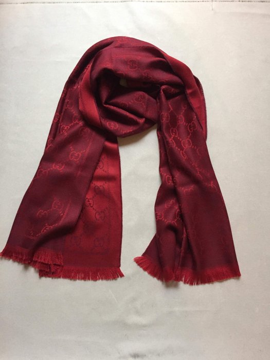 gucci scarf price