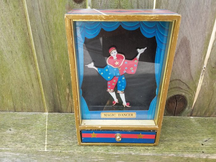 Rare music box with dancing doll coming from Hansel und Gretel - Otagiri, Japan
