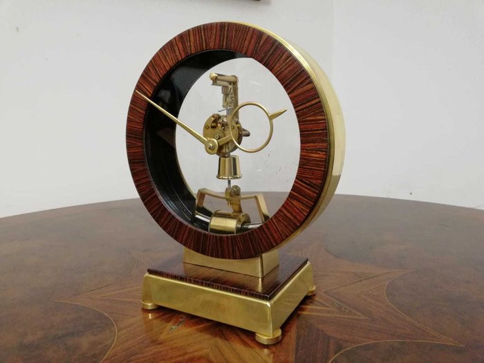 Kundo a 1950 Kieninger & Obergfell Electromagnetic clock