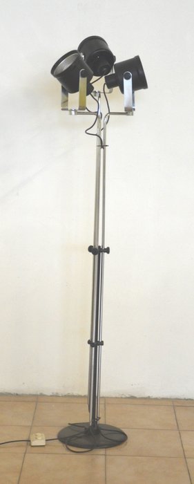 Pat Hoffman for Lucitalia - Floor lamp - model: P433
