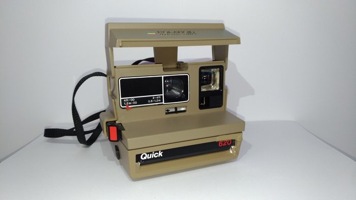 Polaroid 600 Land Camera, Quick 620 (1982) + loader FLASH 600