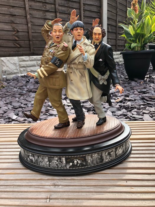 Very large impressive rare Franklin Mint statue The Three Stooges 
