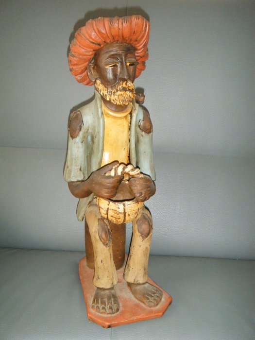 Luiz Galdino - Ceramic figurine