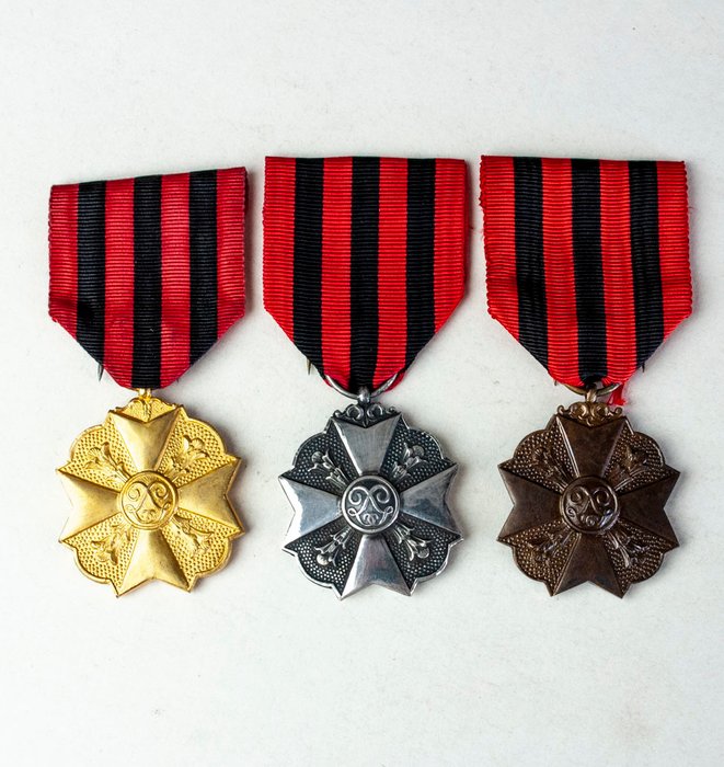 Belgie Burgerlijke eretekens: Burgerlijke Medaille 1e tm 3e klasse (goud, zilver, brons!)