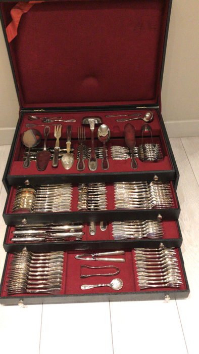 Cutlery Set of 200 pieces - by Miracoli, Italy - 1970s