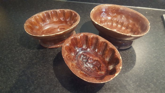 Three antique salt glaze ceramic jelly mould - circa 1865