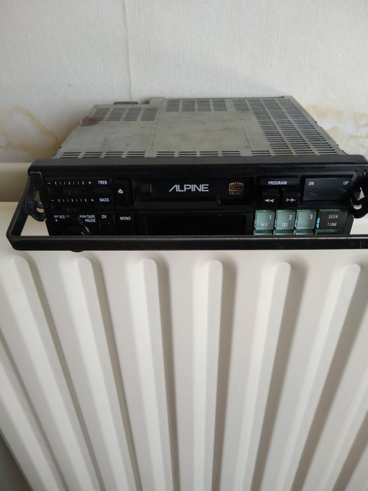 Auto radio cassette alpine - Alpine - 1980 