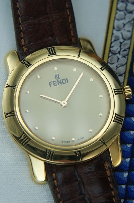 fendi wrist watch