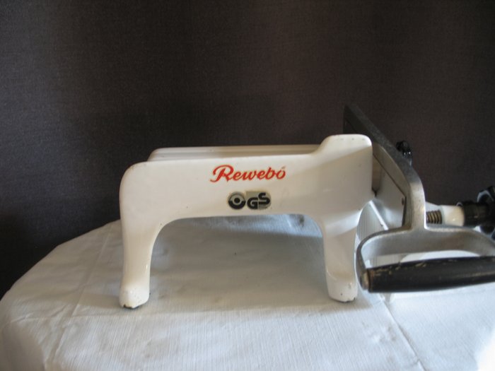 Rewebo professional German cheese cutter