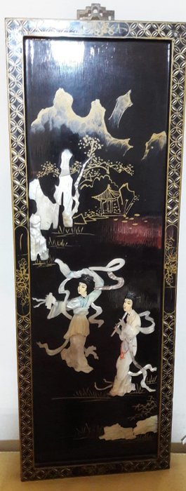 Black lacquered wooden panel in mother of pearl - China - Late 20th century