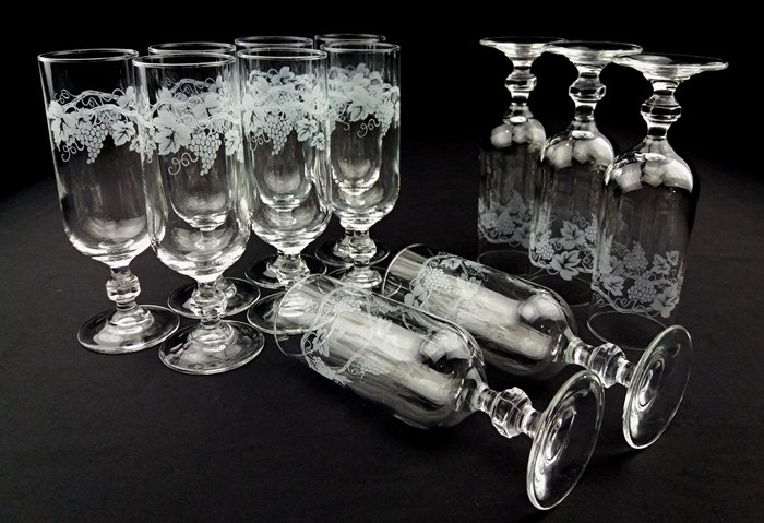 Luminarc Sarment - Set of 12 flute glasses + 5 crystal wine glasses