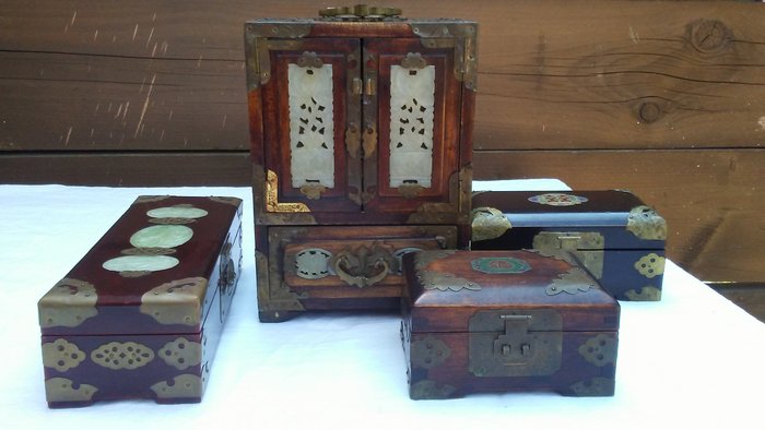 Four antique jewellery boxes -  Shanghai - China - middle of the 20th century