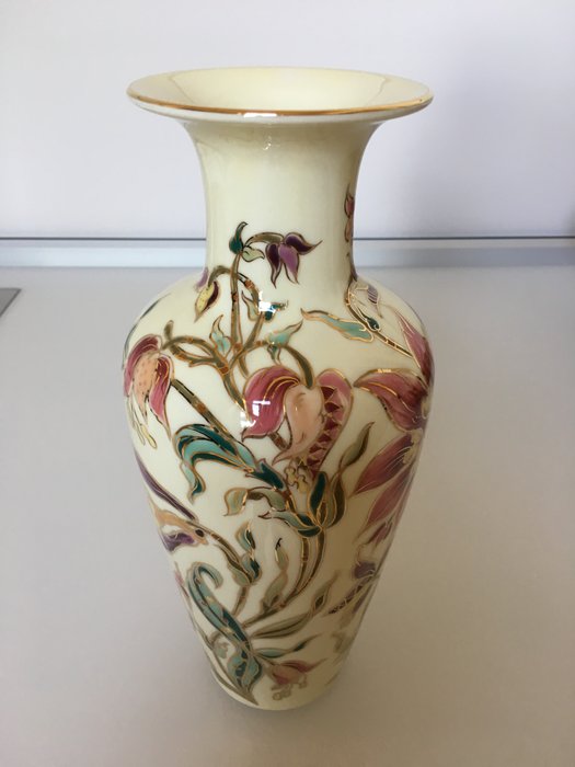Zsolnay - porcelain vase