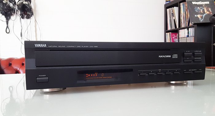 Yamaha CDC-565 CD Changer  (5 CD)