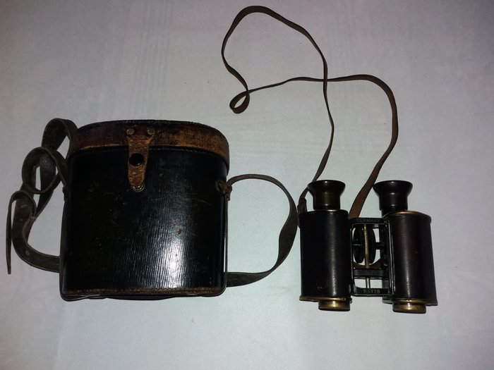 C.P. Goerz Berlin Trieder Binocle 9x Military Binoculars