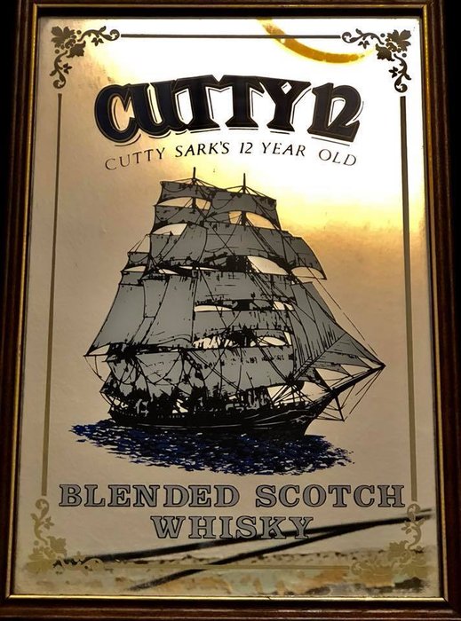 A vintage ,  advertising  , decorated mirror  , CUTTY 12 , Cutty Sark 12 years old , Blended Scotch whisky 