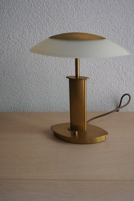 Holtkotter-design-table lamp