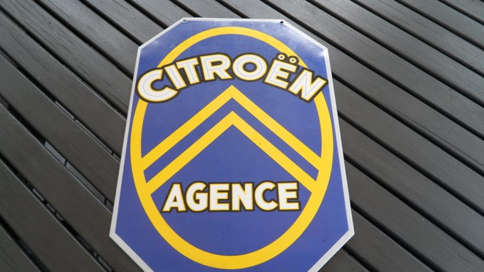 Enamelled plate Citroën Agency