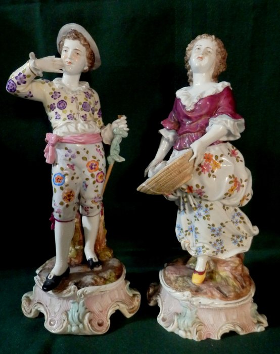  Triebner, Ens & Eckert, Volkstedt Pair of Peasants Figurines - Germany 1877-1887